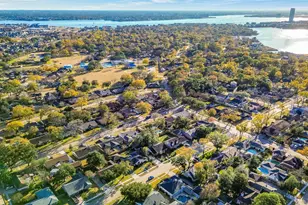 518 Whitecap Dr, Seabrook, TX 77586 - Photo 43