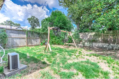 539 Melbourne Street, Houston, TX 77022 - Photo 27