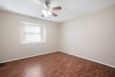 28914 Pine Hill Drive, Shenandoah, TX 77381 - Photo 11
