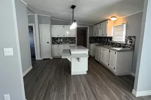 11 County Rd 2803, Cleveland, TX 77327 - Photo 13
