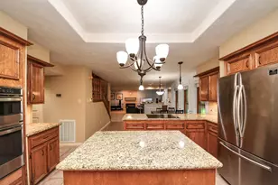 2307 Stephens Grant Dr, Sugar Land, TX 77479 - Photo 7