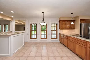2307 Stephens Grant Dr, Sugar Land, TX 77479 - Photo 9