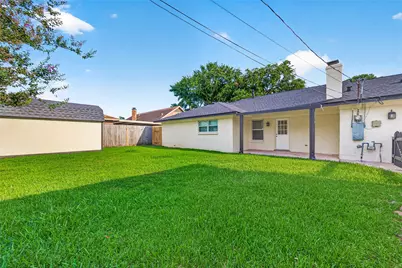 6034 Autumn Forest Drive, Houston, TX 77092 - Photo 37