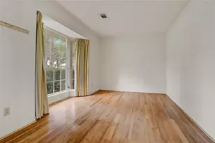 105 Ridgemont Dr, Alvin, TX 77511 - Photo 5