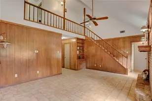 105 Ridgemont Dr, Alvin, TX 77511 - Photo 7
