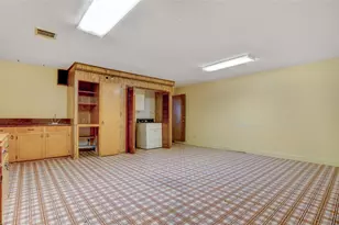 105 Ridgemont Dr, Alvin, TX 77511 - Photo 15
