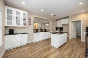 5498 Apple Blossom Ln, Friendswood, TX 77546 - Photo 5
