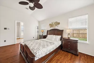 1834 Creegan Park Court, Houston, TX 77047 - Photo 17