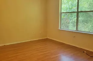 8823 Roaring Point Dr, Houston, TX 77088 - Photo 11