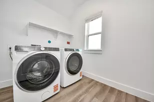 219 Orchard Laurel Dr, Alvin, TX 77511 - Photo 31