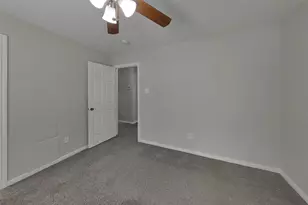 11403 Carla St, Houston, TX 77076 - Photo 9