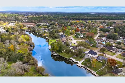 303 Old Bayou Drive, Dickinson, TX 77539 - Photo 49