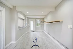 303 Old Bayou Dr, Dickinson, TX 77539 - Photo 29