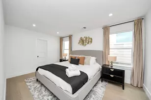 1111 E 27th St, Houston, TX 77009 - Photo 29