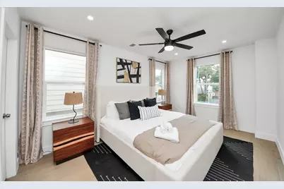 1111 E 27th Street, Houston, TX 77009 - Photo 31