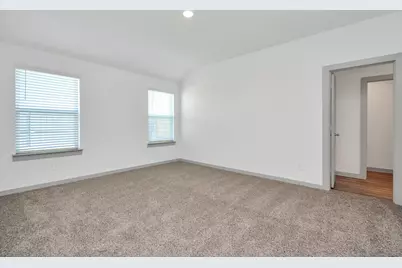 1114 Hughes Crossing Drive, Arcola, TX 77583 - Photo 15
