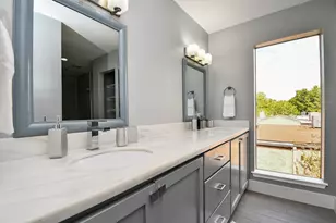 811 Bayou River Dr, Houston, TX 77079 - Photo 27