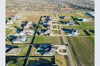 13427 Rocky Creek Estates Drive, Hockley, TX 77447 - Photo 9