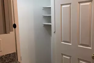 720 Memorial Mews St, Houston, TX 77079 - Photo 13