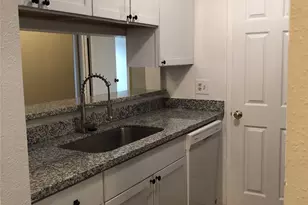 720 Memorial Mews St, Houston, TX 77079 - Photo 7