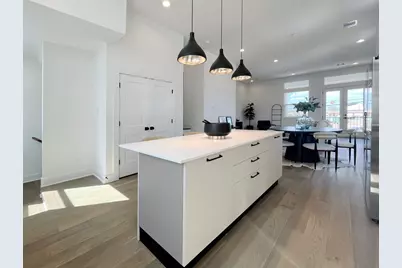 303 Marcella Street #O, Houston, TX 77091 - Photo 5