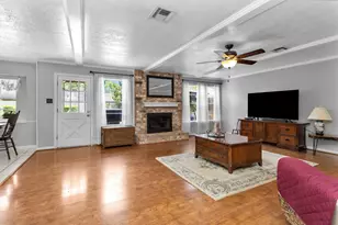 5934 Foresthaven Dr, Houston, TX 77066 - Photo 11