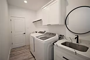 1118 N Shepherd Dr, Baytown, TX 77520 - Photo 23