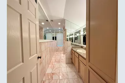 8638 Catalina Lane, Houston, TX 77075 - Photo 37
