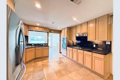 8638 Catalina Lane, Houston, TX 77075 - Photo 13