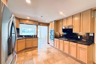 8638 Catalina Ln, Houston, TX 77075 - Photo 13