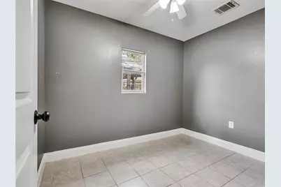 1107 E 40th 1/2 Street, Houston, TX 77022 - Photo 7