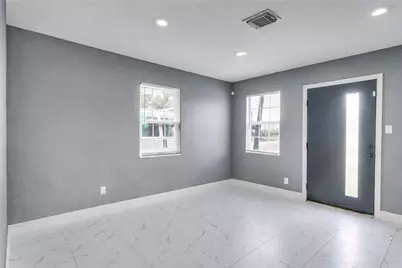 1107 E 40th 1/2 Street, Houston, TX 77022 - Photo 11