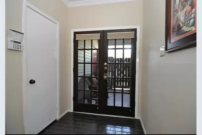 2025 Augusta Drive #205, Houston, TX 77057 - Photo 3