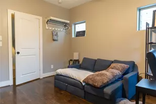 2903 Blodgett St, Houston, TX 77004 - Photo 21
