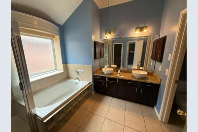 4823 Meadowglen Drive, Pearland, TX 77584 - Photo 15