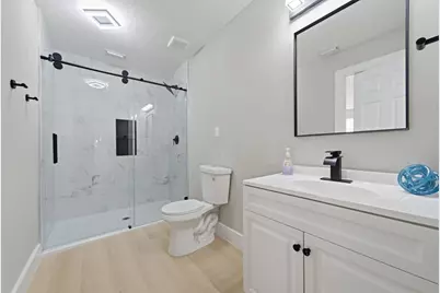 4042 Glen Cove Drive, Houston, TX 77021 - Photo 39