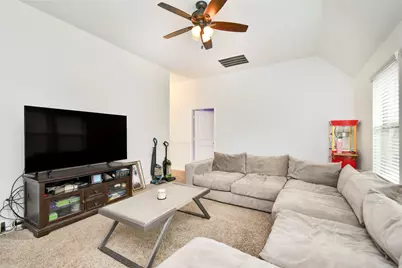 14 S Estherwood Place, The Woodlands, TX 77354 - Photo 29