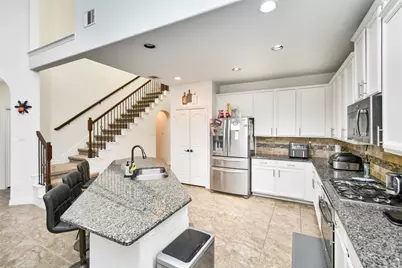 14 Estherwood Place, The Woodlands, TX 77354 - Photo 13