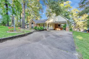 185 Lake Dr, Onalaska, TX 77360 - Photo 1