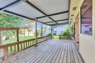 185 Lake Dr, Onalaska, TX 77360 - Photo 21