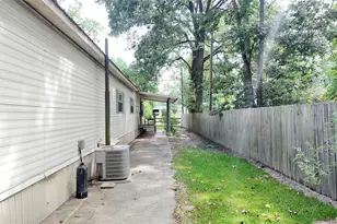 135 Wendy St, Trinity, TX 75862 - Photo 7