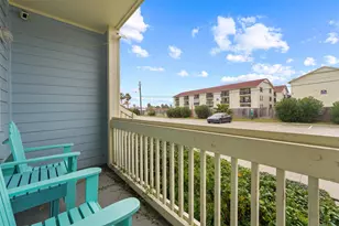 7000 Seawall Blvd, Galveston, TX 77551 - Photo 27