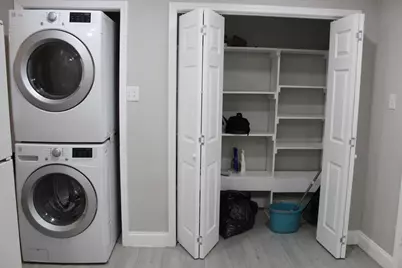 5305 Southlea Street, Houston, TX 77033 - Photo 13