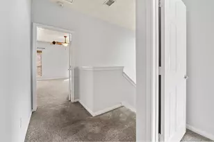 607 Travis St, Webster, TX 77598 - Photo 17