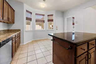 607 Travis St, Webster, TX 77598 - Photo 15