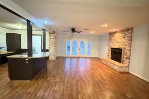 13914 Oakwood Ln, Sugar Land, TX 77498 - Photo 15