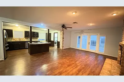 13914 Oakwood Lane, Sugar Land, TX 77498 - Photo 7