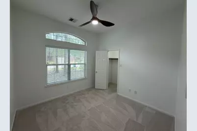 203 Fairwind Trail Drive, The Woodlands, TX 77385 - Photo 21