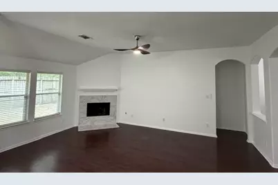 203 Fairwind Trail Drive, The Woodlands, TX 77385 - Photo 13