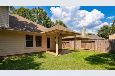 203 Fairwind Trail Drive, Conroe, TX 77385 - Photo 31